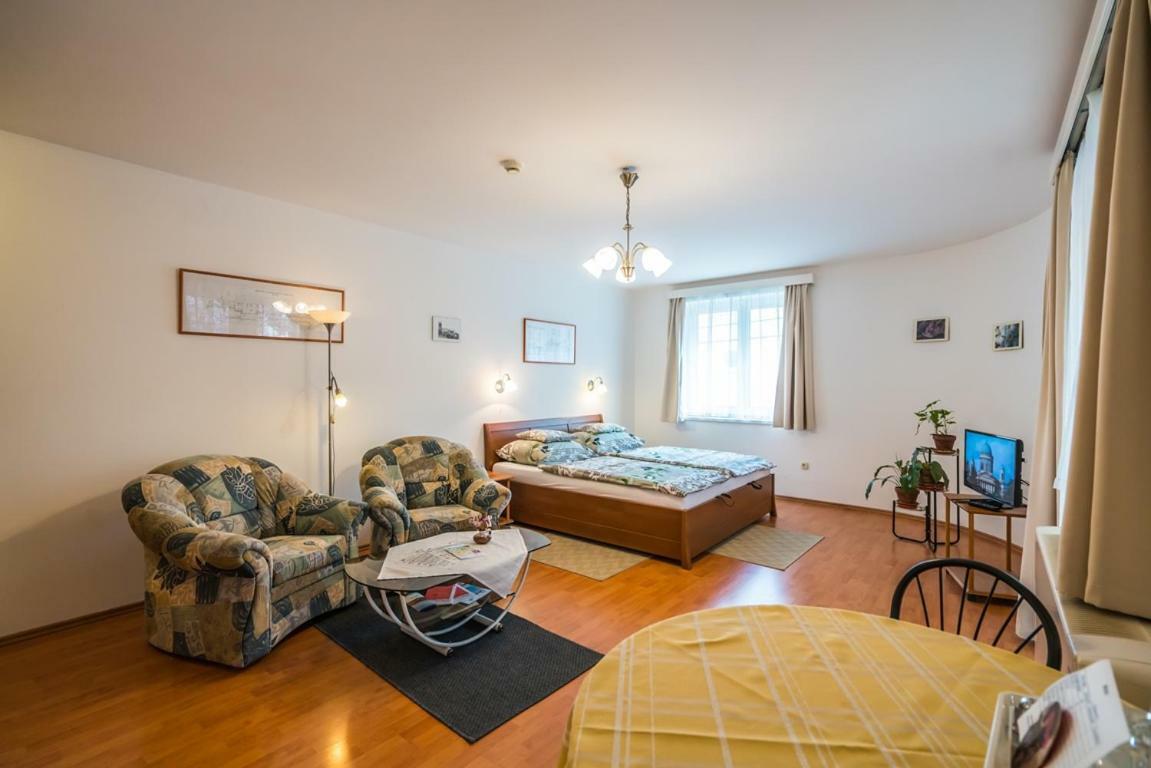 Hotel Szent Kristof Panzio Ostřihom Exteriér fotografie