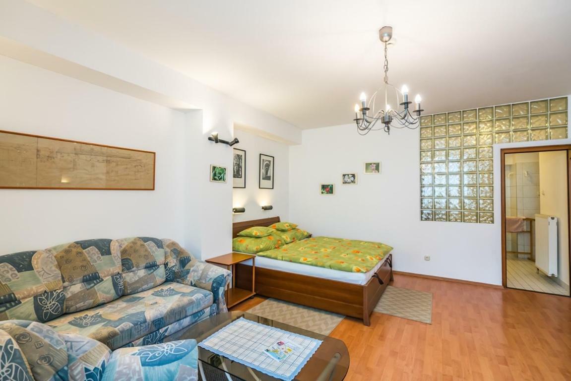 Hotel Szent Kristof Panzio Ostřihom Exteriér fotografie