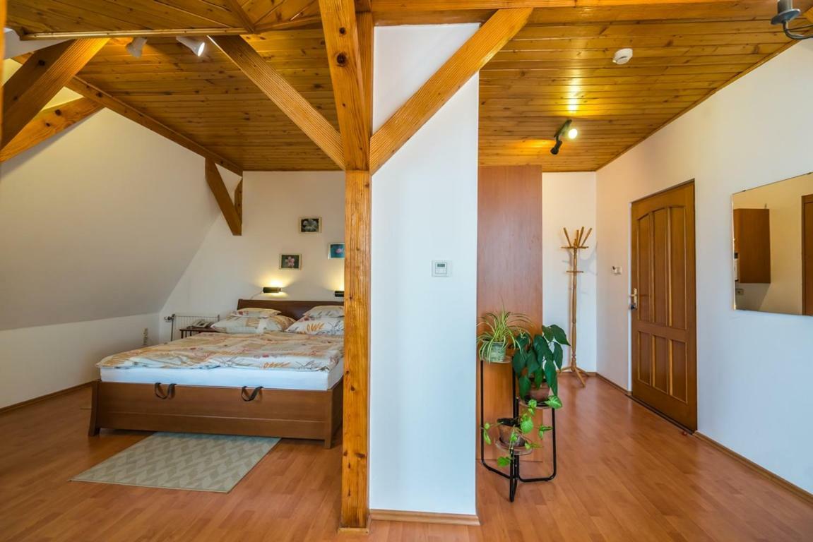 Hotel Szent Kristof Panzio Ostřihom Exteriér fotografie