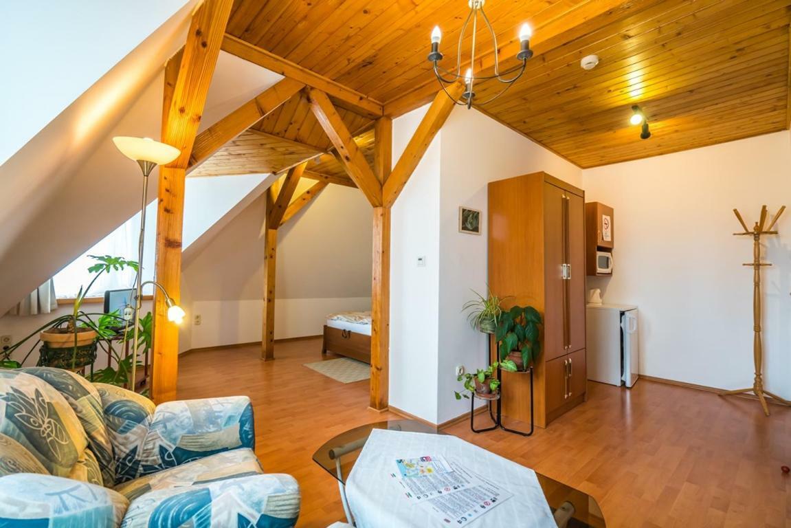 Hotel Szent Kristof Panzio Ostřihom Exteriér fotografie