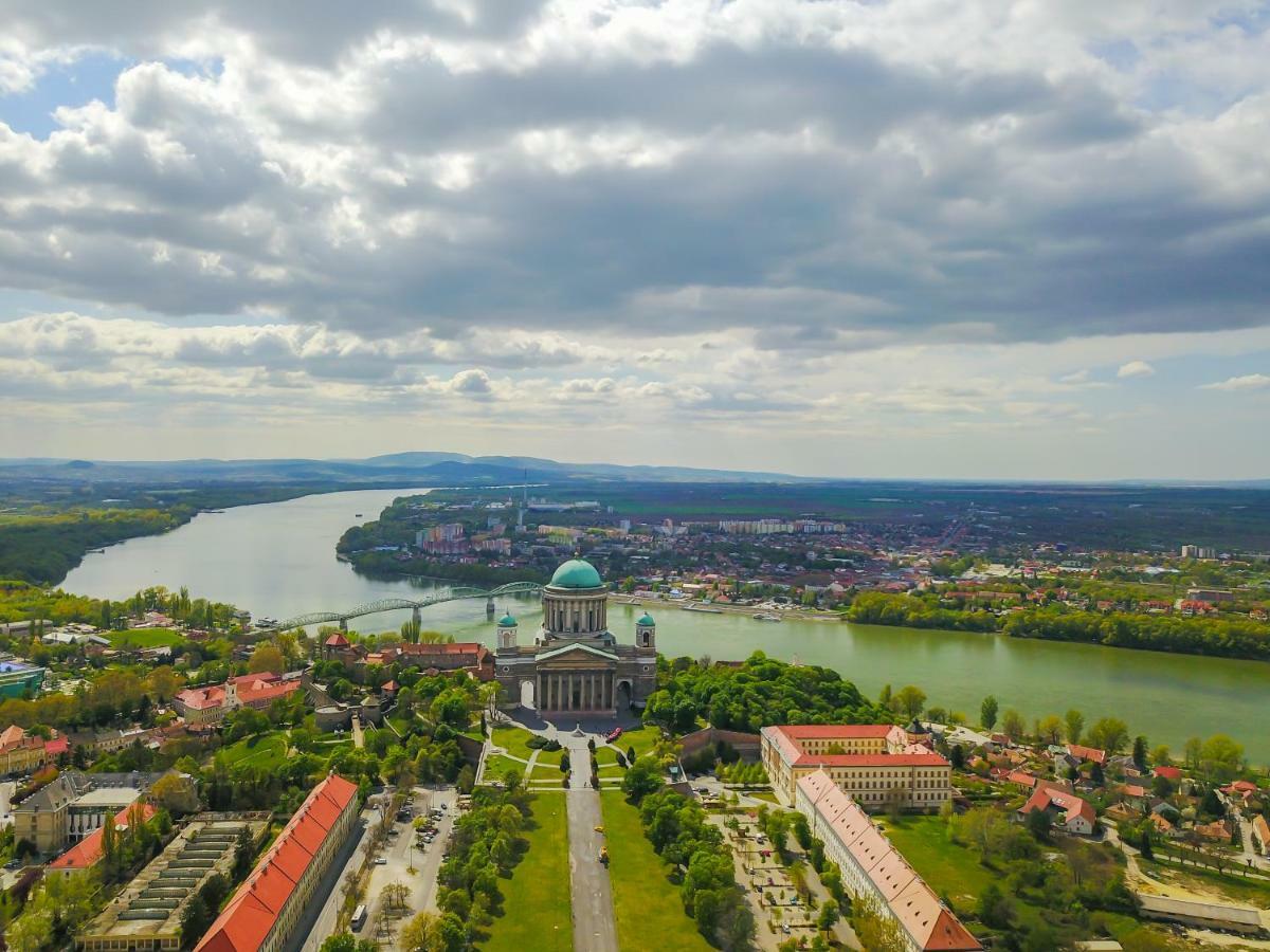 Hotel Szent Kristof Panzio Ostřihom Exteriér fotografie